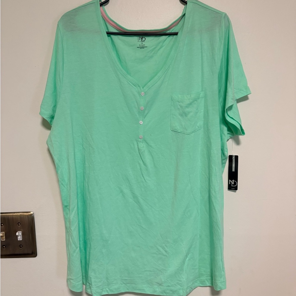Women’s Mint Green Henley Pajama Top‎